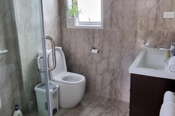 Guest House In Tepuke Te Puke Bagian luar foto